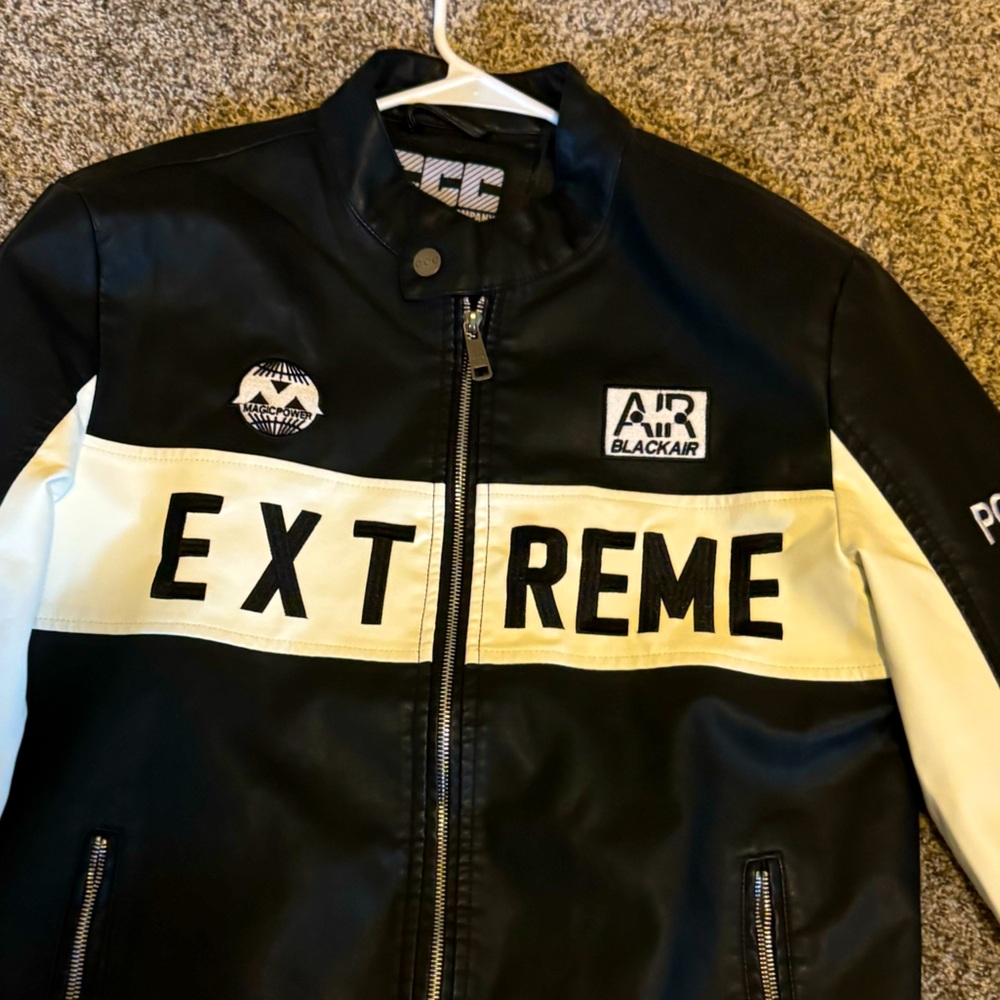 CCC  Jacket size large black & white
